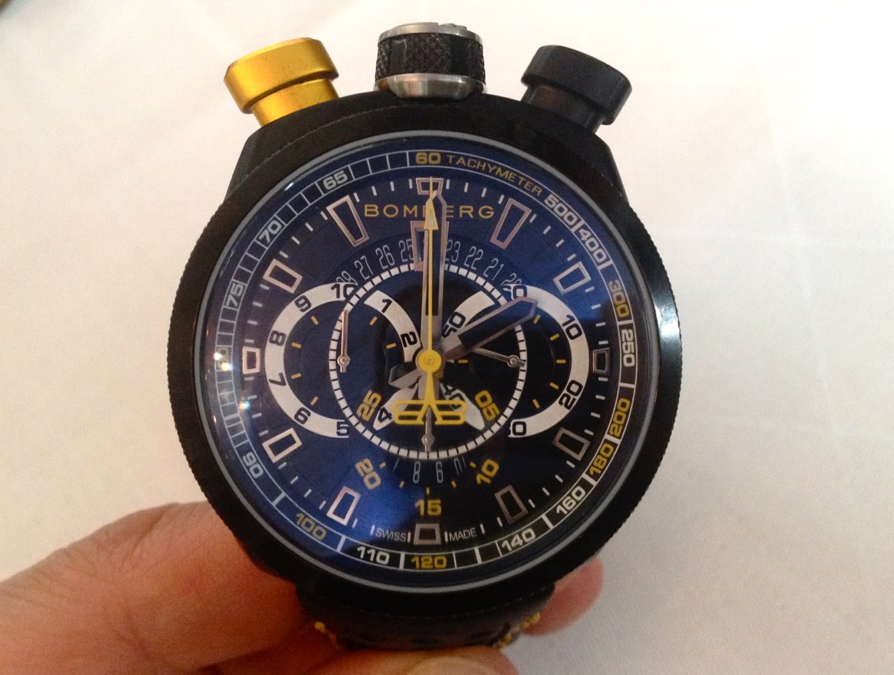 Bomberg uhr hotsell