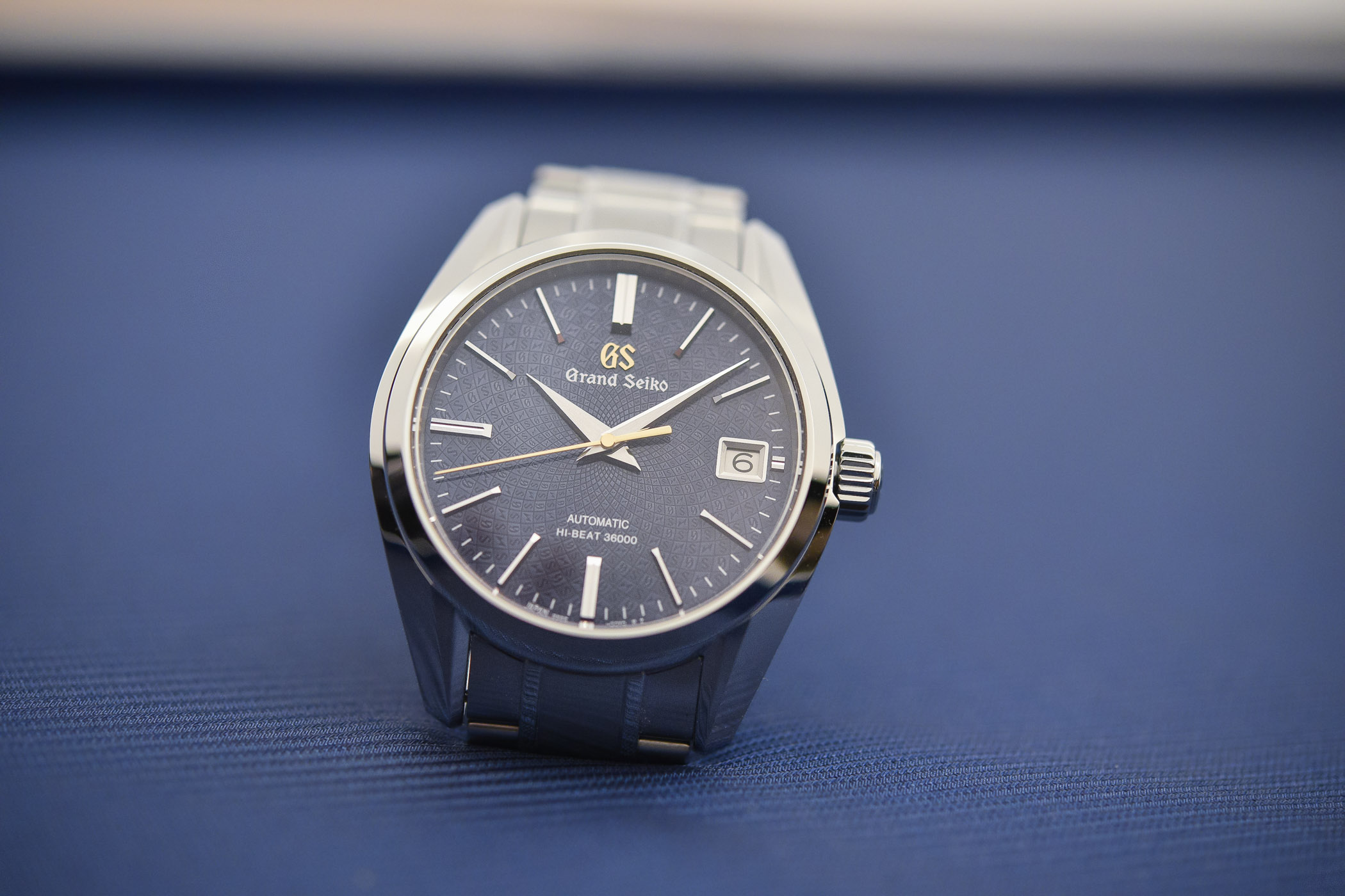 Hands-on – Grand Seiko Hi-Beat 36000 Calibre 9S 20th-Anniversary SBGH267 -  WATCHLOUNGE