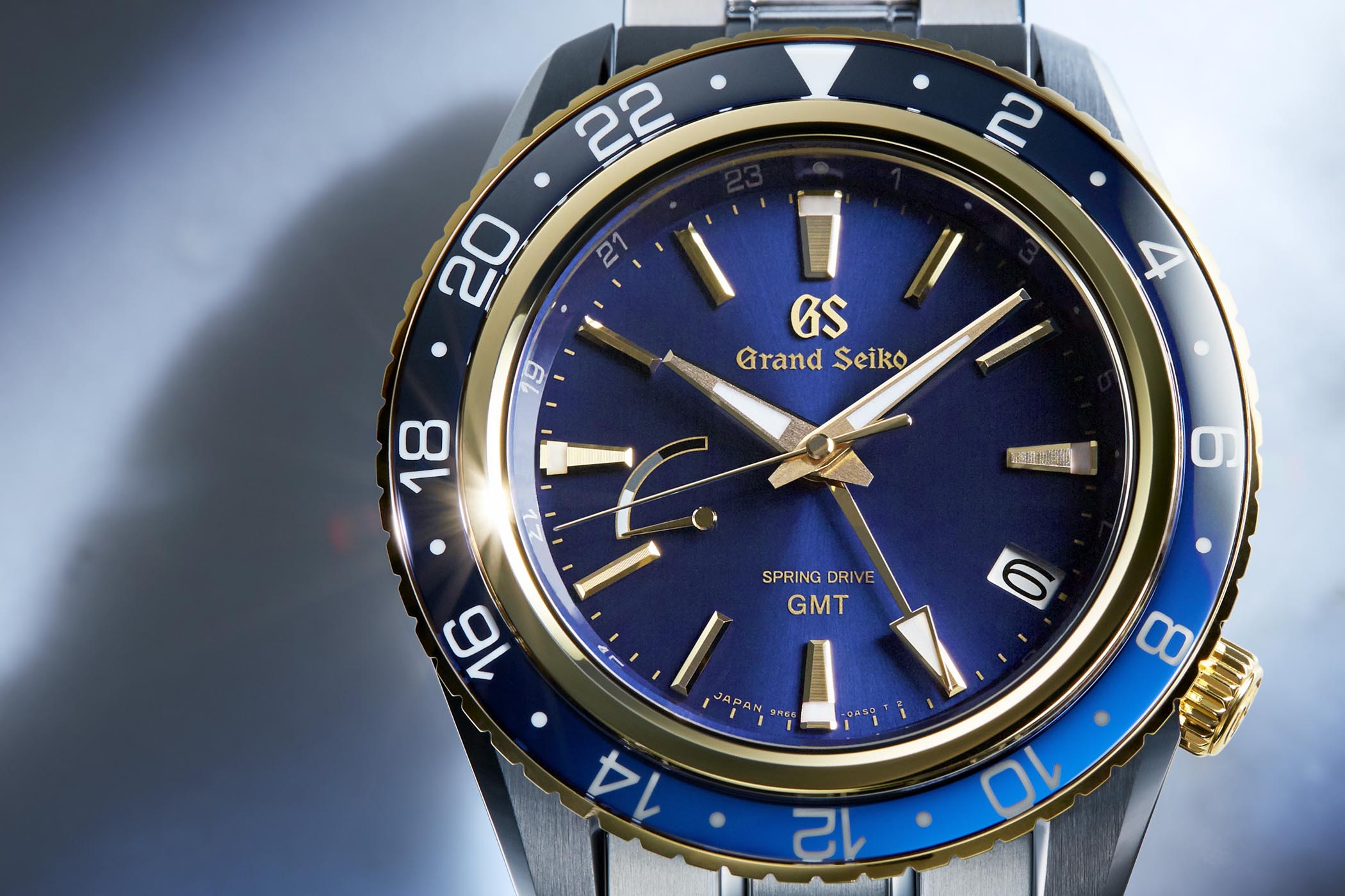 Introducing – Grand Seiko Spring Drive GMT Sport Two-Tone Ref. SBGE248 -  WATCHLOUNGE