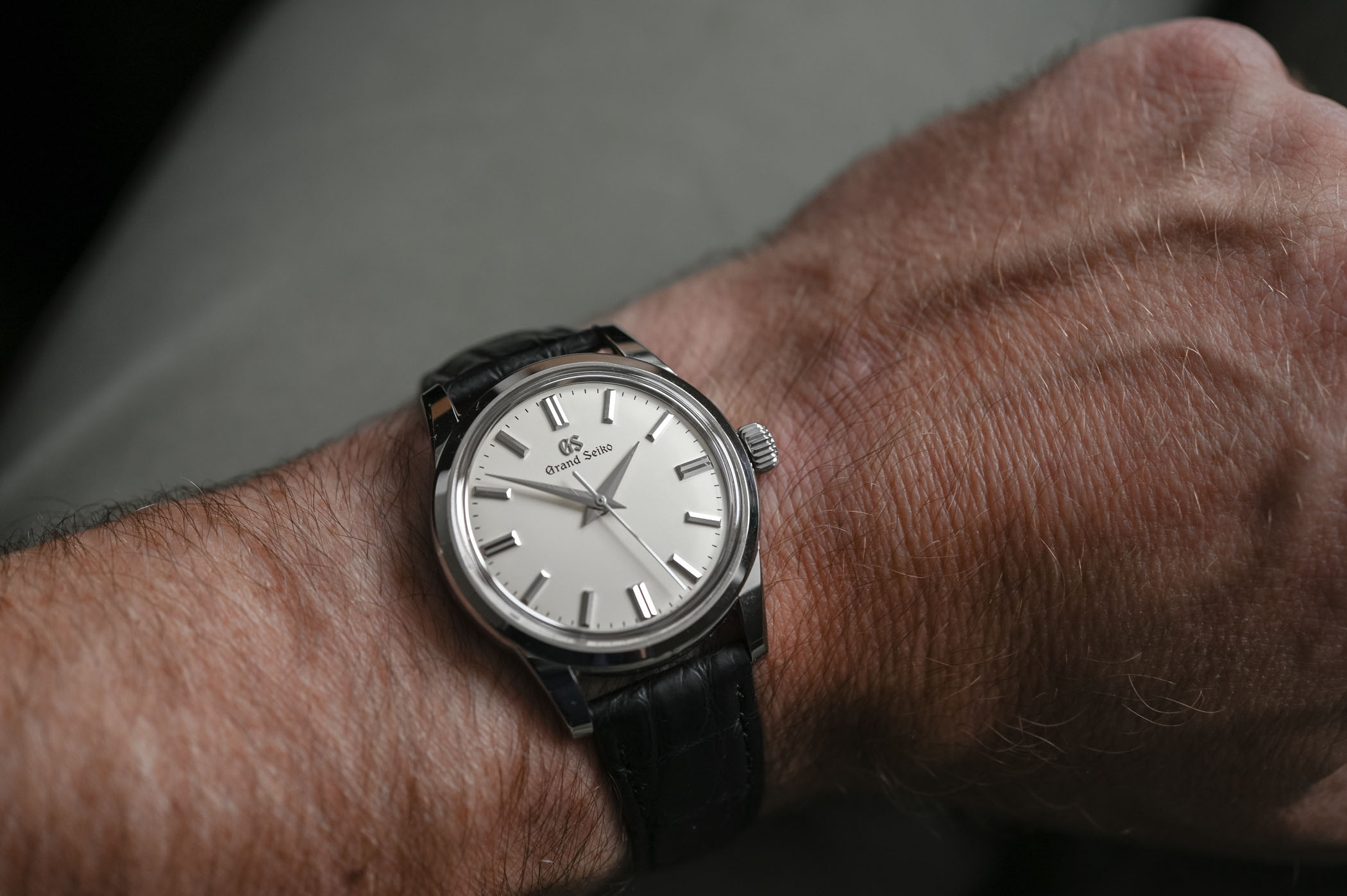 Review – The Battle of Elegant Time-Only Watches Part 2 – Grand Seiko Hand- Wound SBGW231 - WATCHLOUNGE
