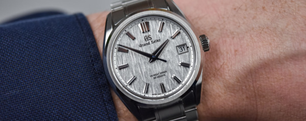 Video Review – The Stunning Grand Seiko White Birch SLGH005 - WATCHLOUNGE