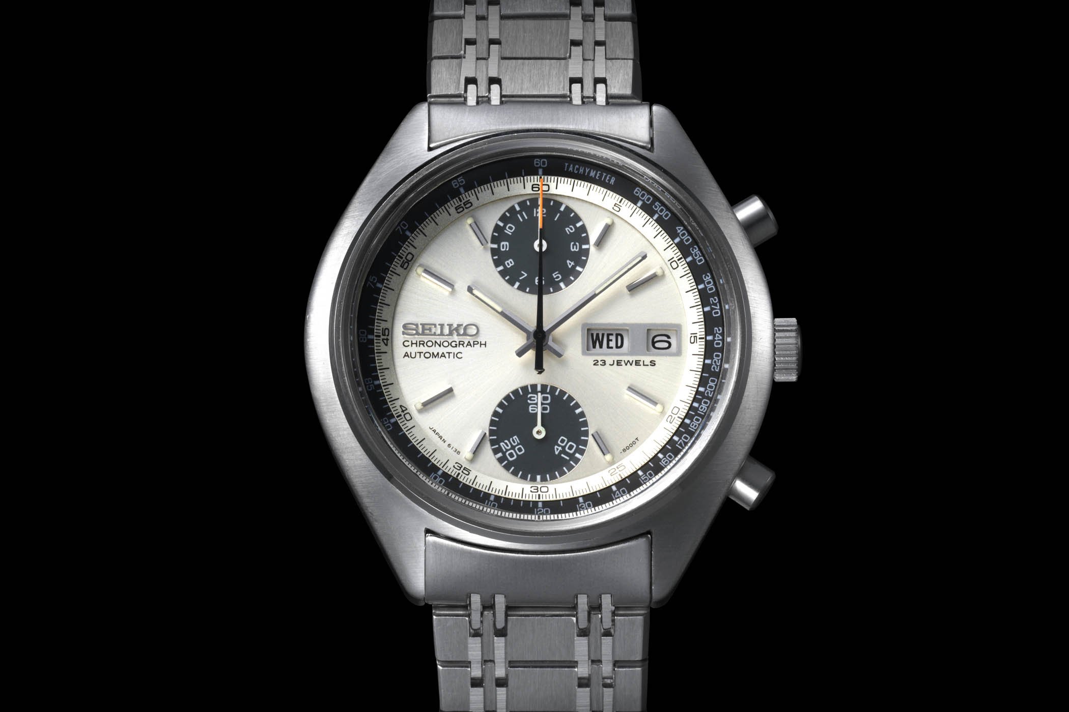 1969 Seiko Panda Chronograph Calibre 6139 - Seiko's first automatic chronograph