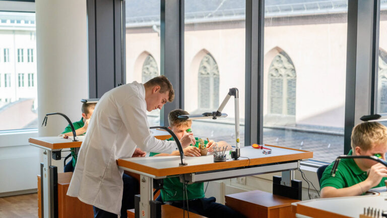 Das Rolex Ausbildungszentrum in Köln: die Zukunft in guten Händen